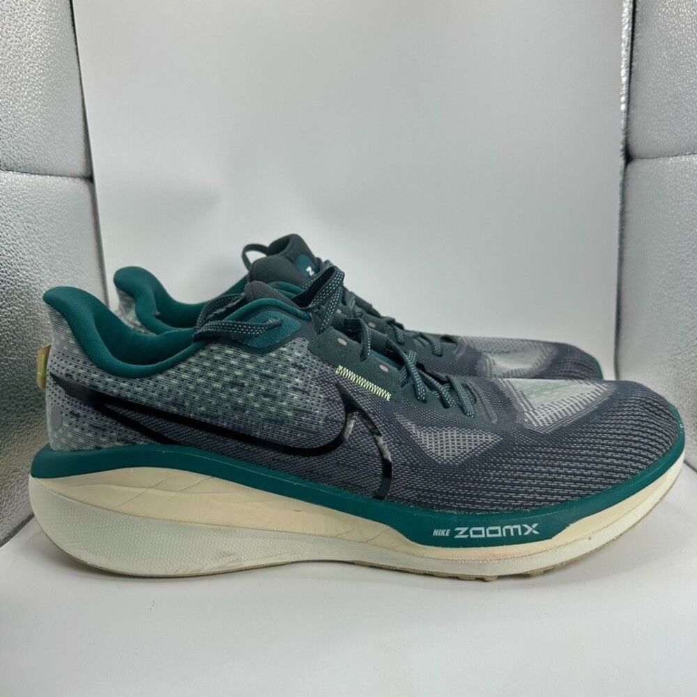 Nike Vomero 17 ZoomX Shoes Mens Size 14 Green Running Cushioned Trainer